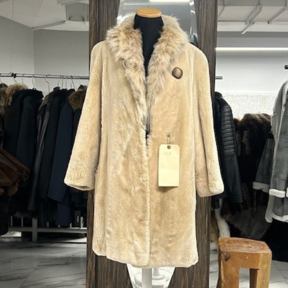 SHEARED BEAVER & LYNX! SIZE MEDIUM - Yours for only $1795